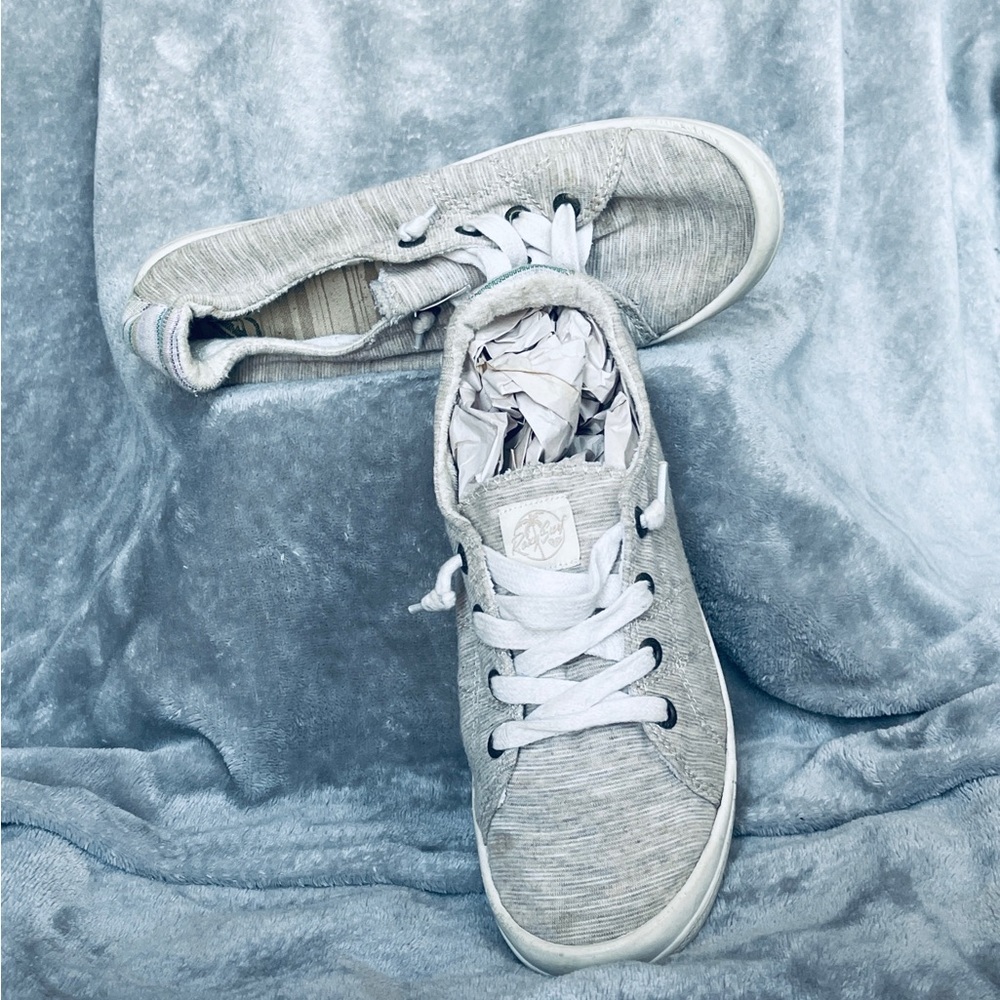 Roxy “Sun” Women’s SZ 8 Slip-on Shoes